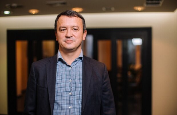 Міністр Петрашко освоює корупційні потоки, а економікою в країні ніхто не займається – експерт