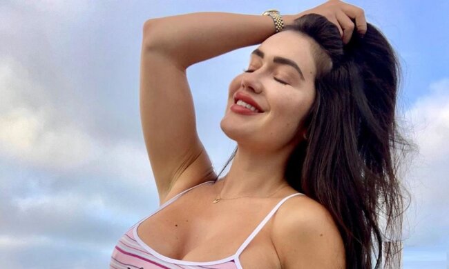 кассандра сьенега, playboy, плейбой