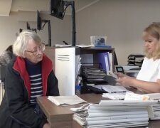 Грошова допомога для пенсіонерів у Харкові та області