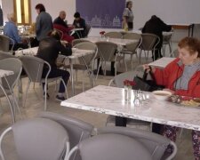 Безкоштовні продукти для ВПО та пенсіонерів у Дніпрі