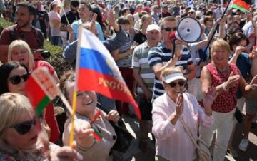 У Білорусі активізувалися сепаратисти, заява: "у нас буде своя руська осінь"