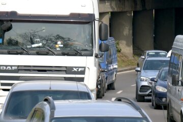 Обмеження руху транспорту у Вінниці