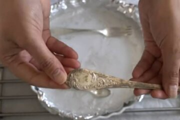 серебряная посуда, столовые приборы