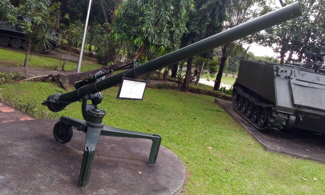 M40