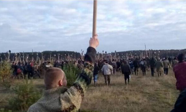 "Ні, це не дика Африка": українці, в спробах заробити копійку, перейшли межу