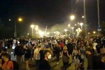 Россияне могут выйти на улицы по всей стране вслед за Беларусью: "Последствия будут масштабнее"