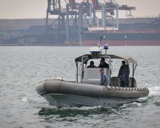 Военные США обследуют акваторию одесского порта: известна причина и кадры с места
