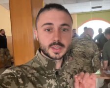 Лідер "Антитіл" Тополя показав, як рятує життя поранених бійців: кадри з фронту