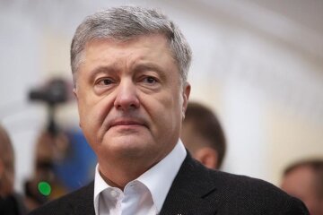 "А как же реформированные больницы Супрун?": украинцы узнали где лечится Порошенко и остались недовольными