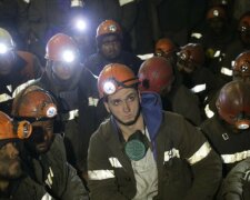 Бойовики влаштували полювання на родичів шахтарів, котрі страйкують у "ЛНР" : "Вивозять у невідомому напрямку"