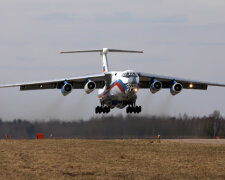Российский самолет исчез с радаров: летел в сторону Армении