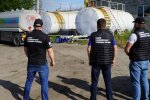 в Киеве разоблачили нефтебазу, которая сбывала украинцам "левое" топливо