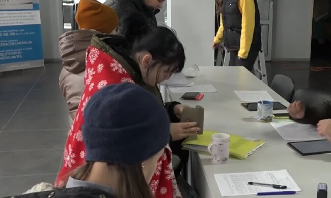 Бесплатные продукты для пенсионеров в Харькове