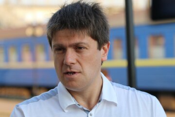 Нардепу обмежили виїзд через борги банкам