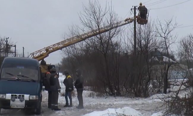 Графіки відключення світла у Дніпропетровській області на 25 січня