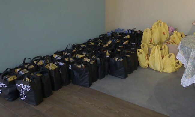 Гуманитарная помощь пенсионерам в Запорожье