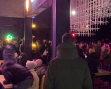 В киевском клубе устроили бурную гулянку в разгар карантина: безумные кадры