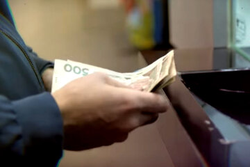 Пенсії та субсидії знову перерахують, українцям видали важливу деталь: "З першого травня буде..."