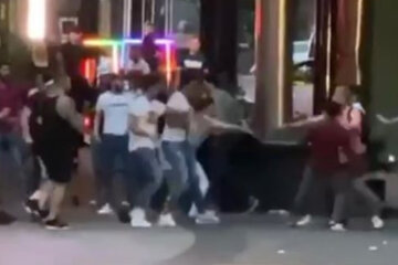 Перестрелка в центе Киева, кадры ЧП: "толпа молодых людей..."