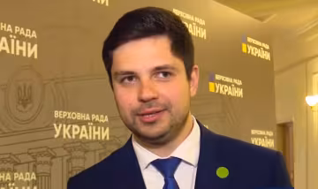 У такий тяжкий час, як зараз, можна говорити про зниження податків, але аж ніяк не про підвищення – нардеп