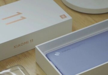 Смартфон Xiaomi з губною помадою розсмішив мережу: "Чекаємо набір зимової гуми в подарунок для мужиків"
