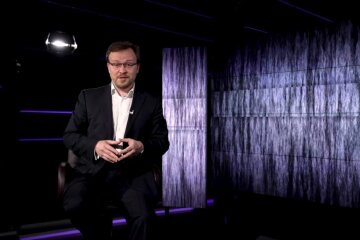 Работа, выполняемая с любовью, не только приносит удовольствие, но и зачастую характеризуется более высоким качеством, - Толкачев