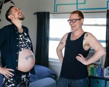 Трансгендерний чоловік вперше народив дитину (фото)