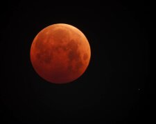 Місячне затемнення насувається на Україну: кому несе небезпеку і що не можна робити 5 червня