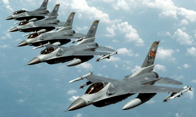 истребитель F-16 сша