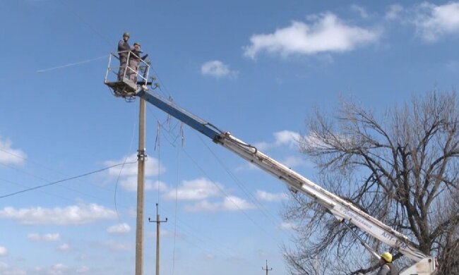 Графіки відключення світла у Чернігові на 10 березня