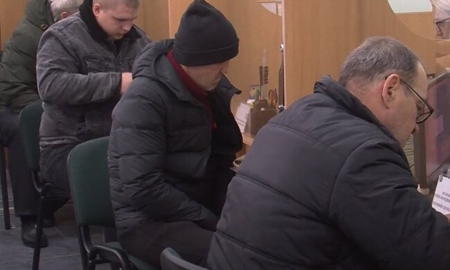 Грошова допомога для пенсіонерів у Миколаївській області