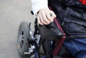 инвалид инвалидная коляска
