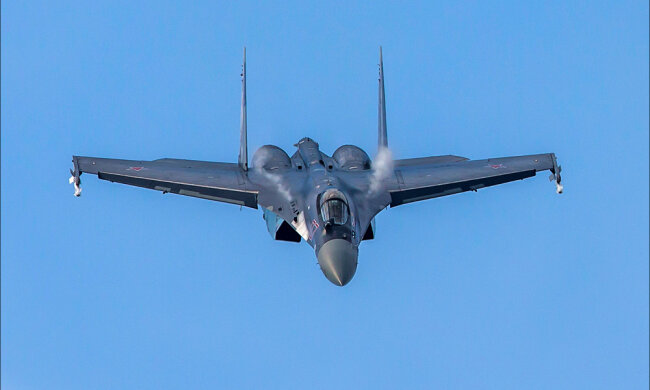 В оккупированном Крыму сформирована эскадрилья истребителей Су-30СМ
