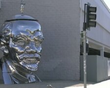 Зеркальный Ленин покорил жителей Лос-Анджелеса (видео)