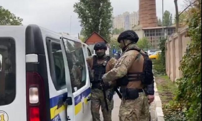 Під Одесою сусід проломив череп чоловікові: "Орудував сапкою"