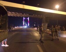 В Турции был сбит второй самолет мятежников