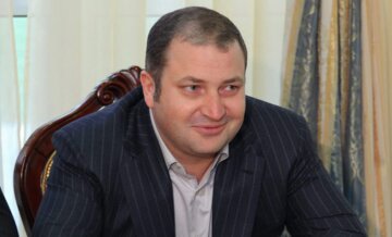 Скандальний бізнесмен Юрій Борисов втік за кордон: партнер Фірташа, який володіє найдорожчою квартирою в Україні
