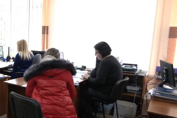 Грошова допомога для пенсіонерів у Київській області