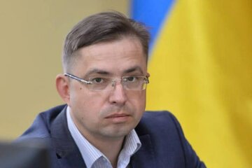 Первый заместитель председателя Госэкоинспекции Дмитрий Заруба рассказал об экологических вызовах Украины в интервью на POLIT Бюро
