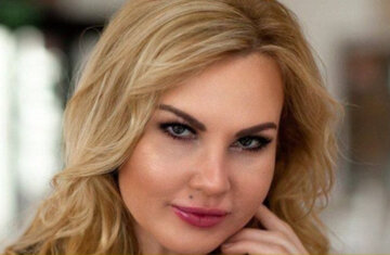 Самая богатая певица Украины встала на колени, удивив неожиданным хобби: "А где муж?"