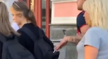 Цинічний кишеньковий злодій орудує в центрі Харкова, відео: "Працює в парі з ..."