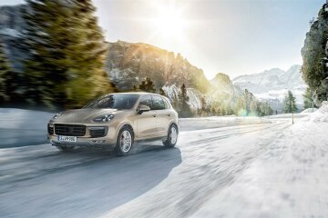 Как ездить в гололед: лучшие советы