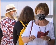 карантин маски люди українці