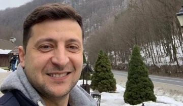 Зеленського засікли на гірськолижному курорті: фото облетіли мережу, «тільки подивіться...»