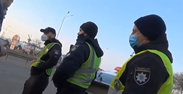 На Харківщині хлопець вийшов з дому і зник, родичі молять про допомогу: фото і прикмети