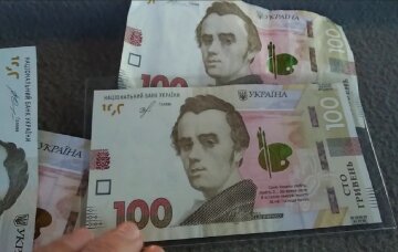 Грошова допомога для пенсіонерів у Полтавській області