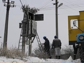 Графики отключения света в Чернигове на неделю с 23 февраля по 1 марта