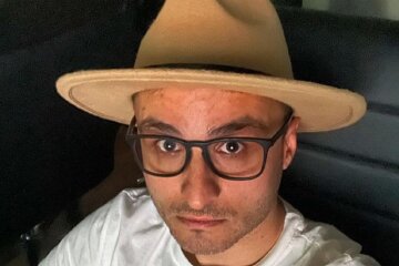 Звезда "Лиги смеха" Игорь Ласточкин неожиданно заговорил о сольной карьере: "Есть какой-то слух..."