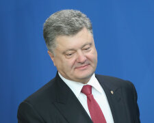 Ukrainian President Poroshenko Meets With Chancellor Merkel