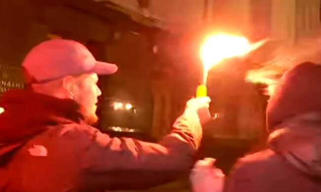 Максим Ялі про акцію прихильників Стерненка: "Розкол у суспільстві подібні акції вандалізму лише підсилюють"